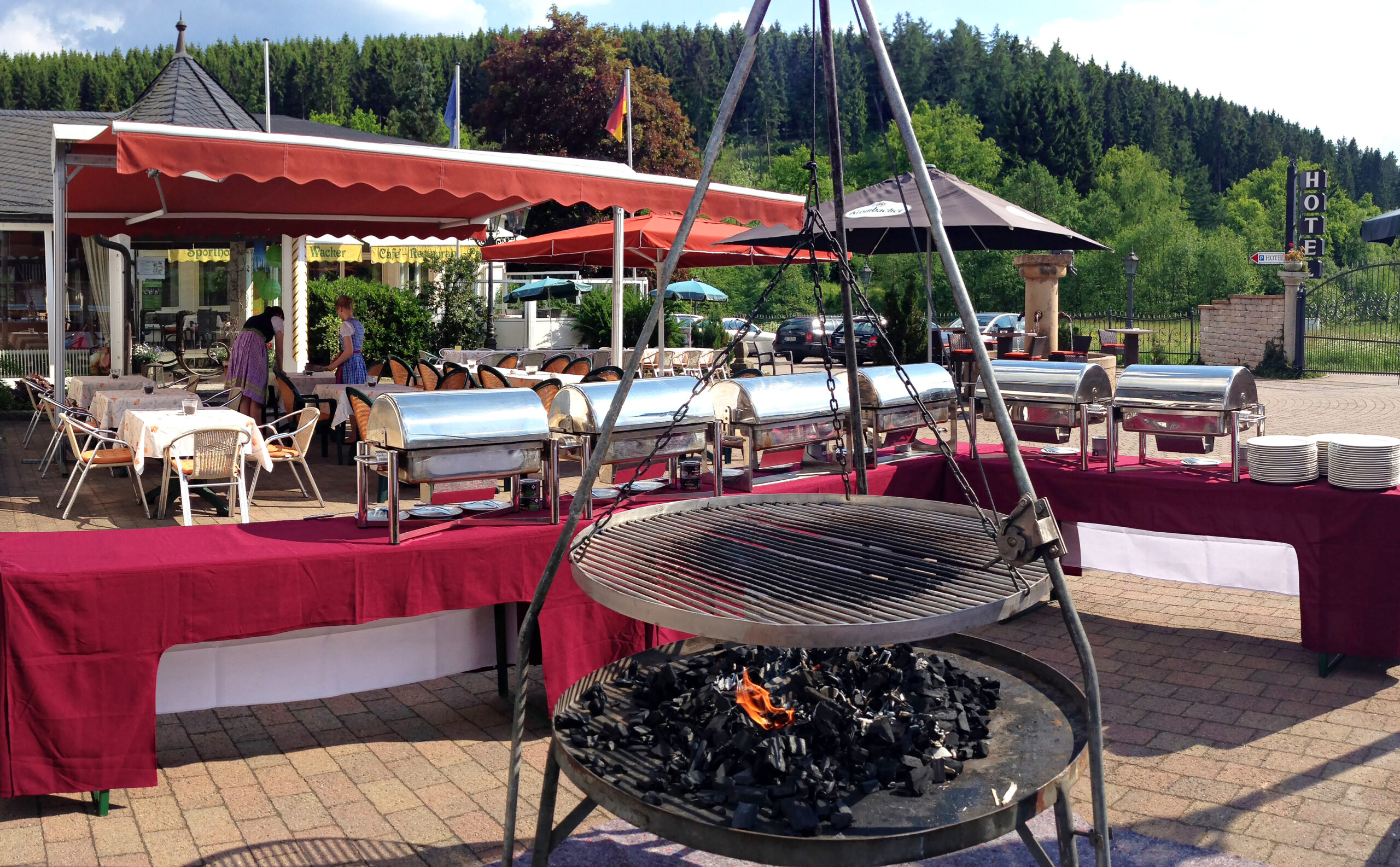 Festliches Buffet bei einer Hochzeitsfeier im Hotel Wacker